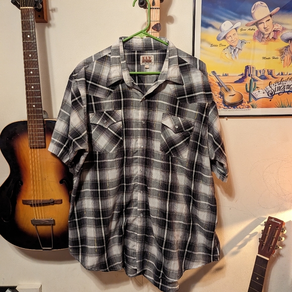 Men's Short Sleeve Pearl Snap Shirt - XXL - Picture 1 of 4